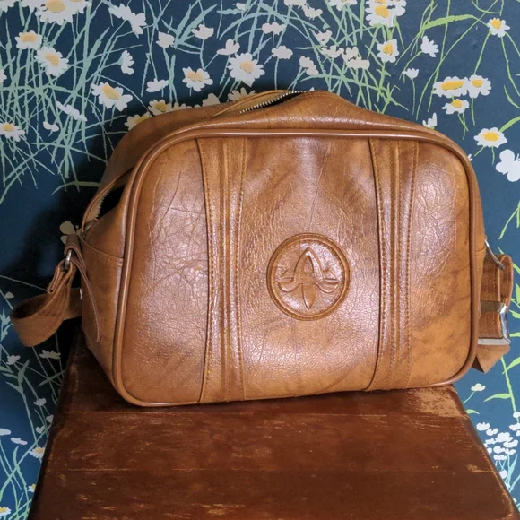 Vintage 1975 American Tourister Luggage Leather Tote - Picture 2 of 10